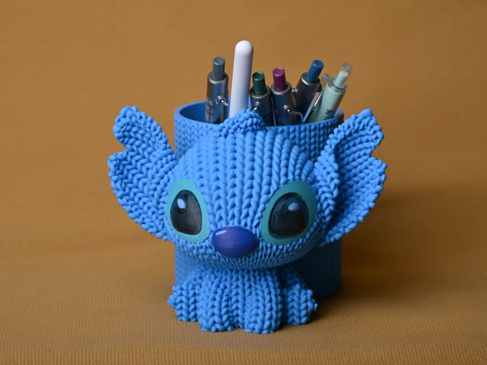 Stitch Pen Holder