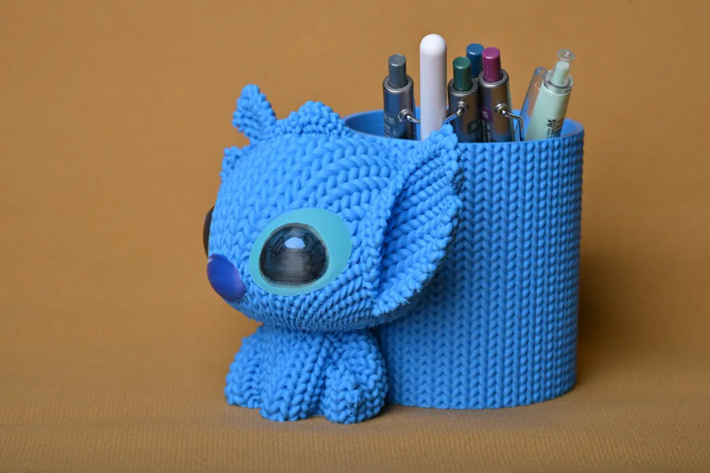 Stitch Pen Holder